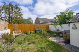 Photo 25- click for photo gallery